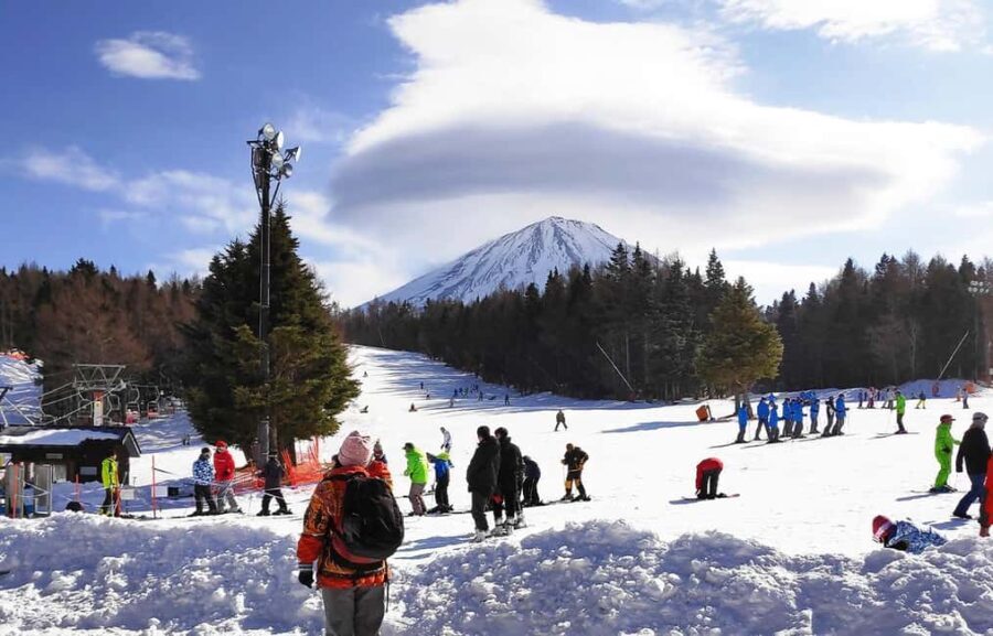 Mt. Fuji Skiing Experience- YETI Ski Resort & Onsen Day Trip - Who Will Love This Tour