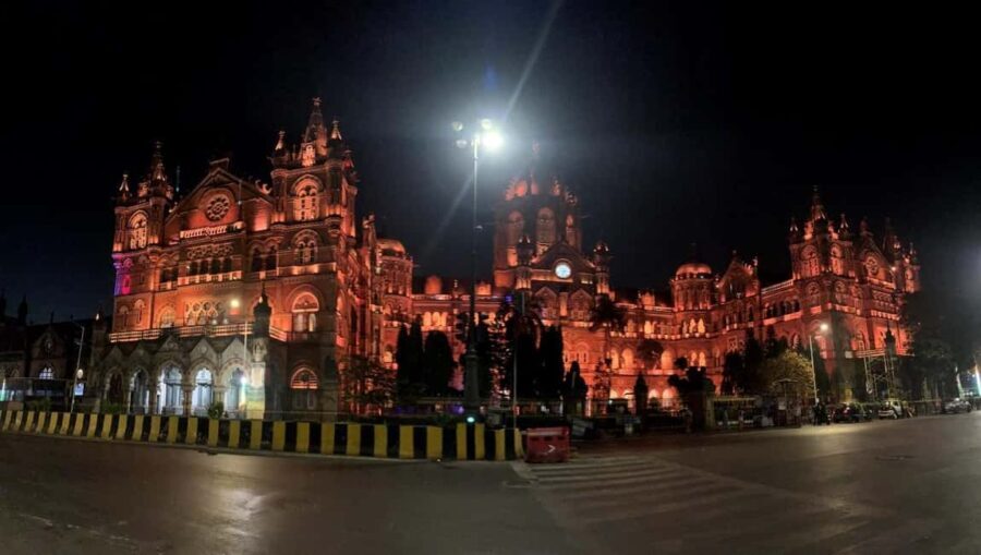 Mumbai by Night: Private Iconic Sights Tour in Lights - Who Will Love This Tour?