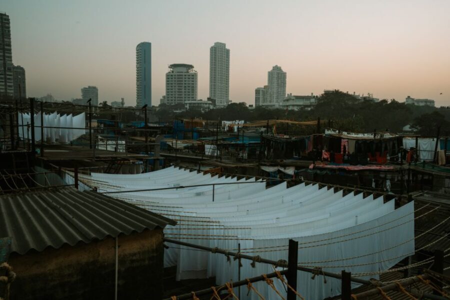 Mumbai: City Sightseeing Tour with Guide - What Travelers Can Expect