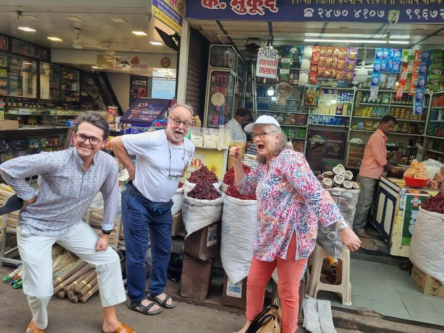 Mumbai: Guided Tour with Bollywood Dance & Lunch - Savoring Mumbai’s Flavors at the Spice Market