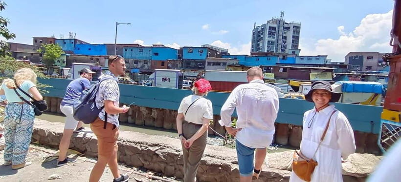 Mumbai: Slum Tour Dharavi Small Group with a Local Guide - What to Expect from the Dharavi Tour