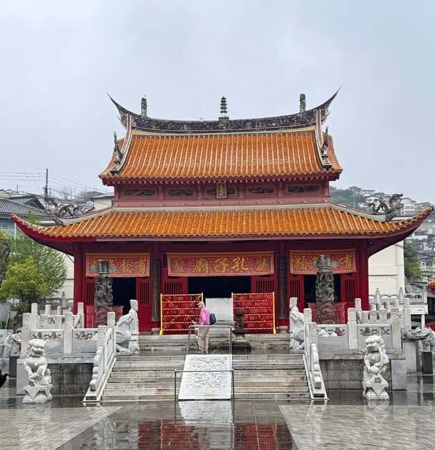 Nagasaki: Christian Heritage and Hidden Gems Walking Tour - Detailed Breakdown of the Experience