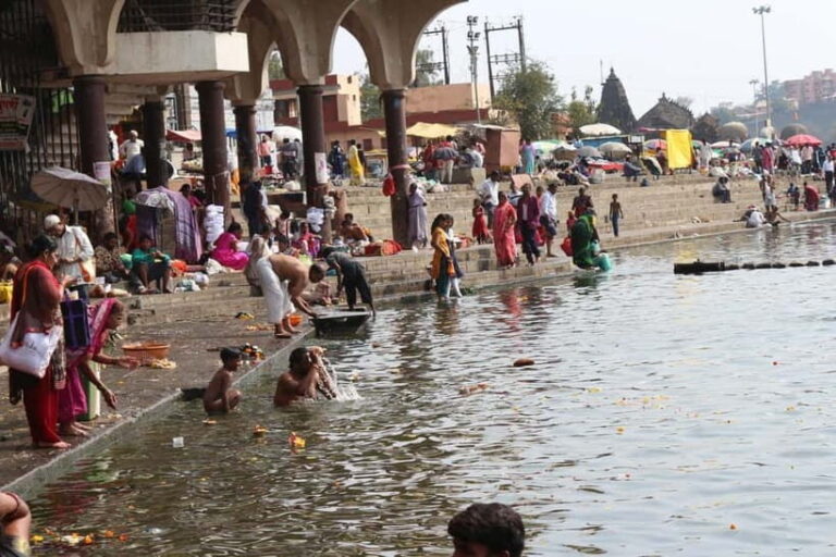 Nashik: City Highlights Tour with Indian Wine Tasting - Who Should Consider This Tour?