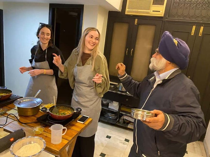 New Delhi: Indian Cooking Class in a Local Home - Who Should Sign Up?