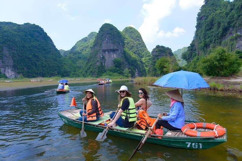 Ninh Binh Gateway: Unforgetable Experience Full Day Tour - What’s Included and What’s Not