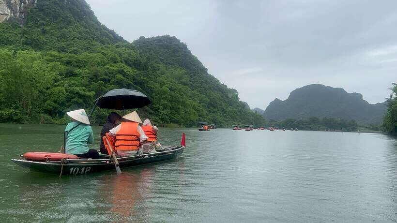 Ninh Binh Trang An Boat Ride, Bai Dinh Pagoda, Mua Cave Tour - Practical Details and Tips