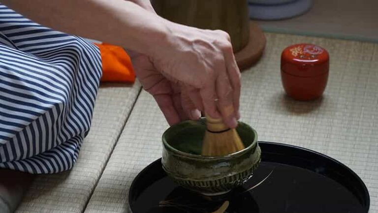 Osaka: Tea Ceremony and Matcha Tea Bowl Making Workshop - Exploring What You Can Expect from the Tour