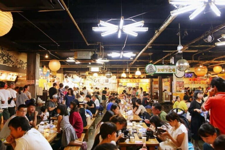 Port Pick-Up: Kochi Tour with Licensed Guide and Vehicle - Who Should Consider This Tour?