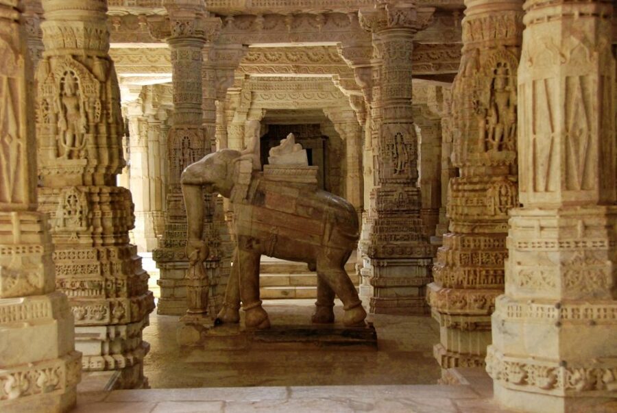 Private Day Tour to Kumbhalgarh Fort & Ranakpur Jain Temple - Ranakpur Jain Temple: A Marble Marvel