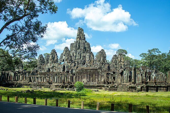 Private Guided Tour To Angkor Wat & Its Surrounding-Angkor Park - Pickup and Transportation