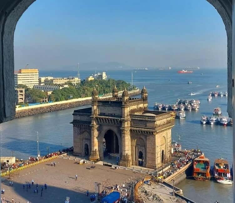 Private Heritage Walking Tour with Elephanta Caves tour - A Closer Look at the Tour Experience