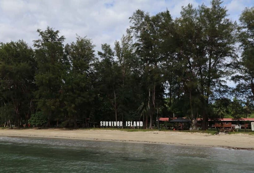 Sabah: Pulau Tiga Snorkeling Day Trip with Lunch - Key Points