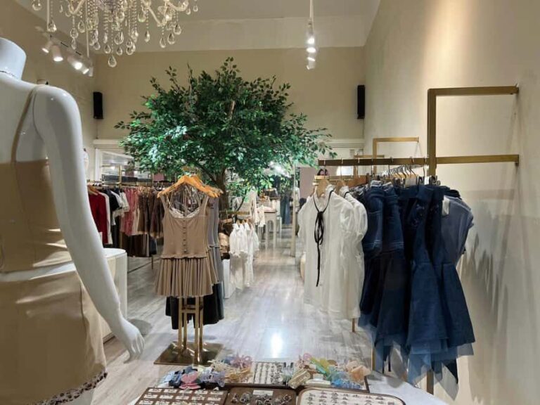 Saigon Female Friendly Tour: Café, Pink Church & Perfume - First Stop: The Pink Church – Tan Dinh