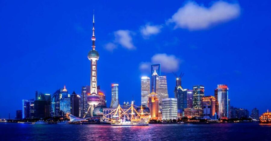 Shanghai: Night River Cruise Tour with Xinjiang Style Dining - Who Is This Tour Best For?