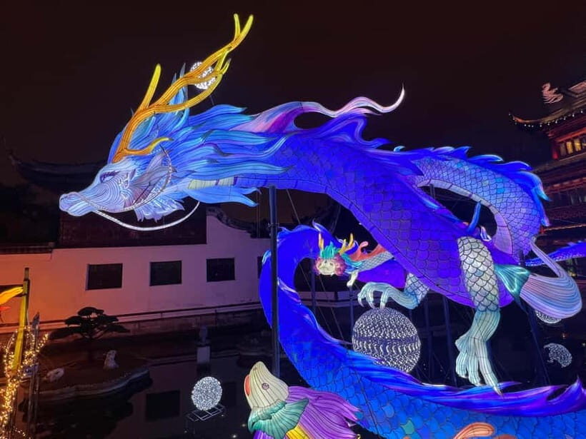 Shanghai: Personalized private tour with a certified French-speaking guide - Itinerary and Experience Breakdown