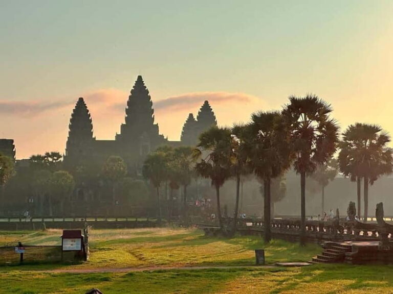 Siem Reap: Angkor Wat Private Tour with Sunrise - Who Should Consider This Tour?