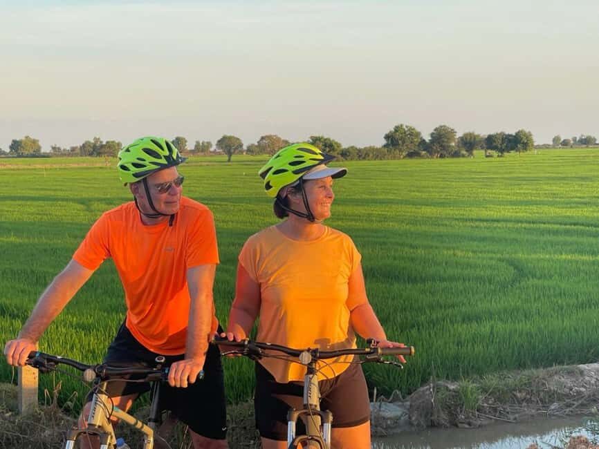 Siem Reap: Sunrise Bike Tour with Monk Blessing & Breakfast - Detailed Breakdown of the Experience