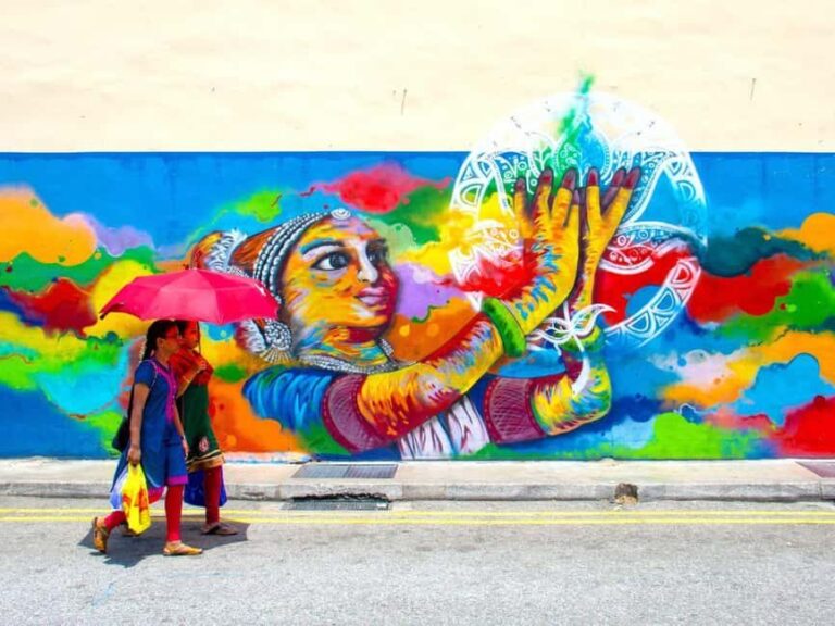 Singapore: Temples, Chinatown and Little India Private Tour - Why This Tour Stands Out