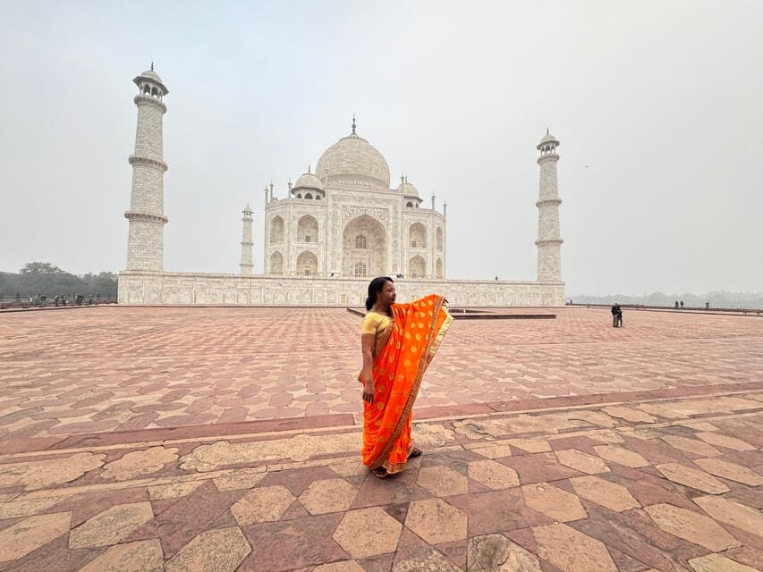Skip the line entry tickets with great photos. - An Authentic and Convenient Visit to the Taj Mahal