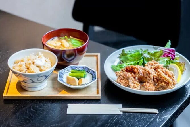 Snow Monkey, Hokusai & Sake: A Perfect Day in Nagano - Practical Details and What to Expect