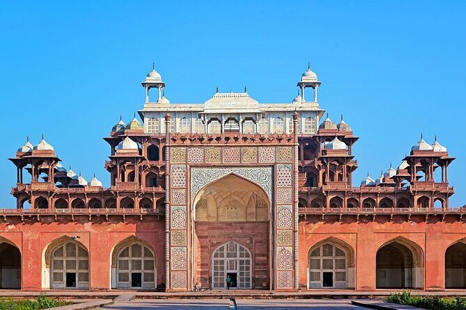 Sunrise Taj Mahal, Agra Fort, Akbar's Tomb and Moonlit Garden Private Tour - Who Will Love This Tour?