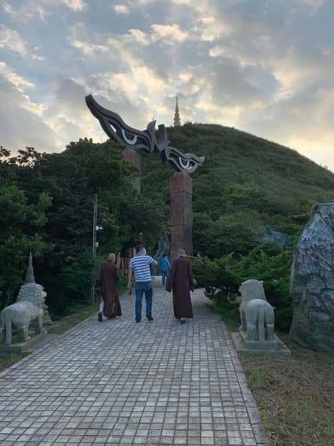 Taipei Private Spiritual Tour with Afternoon Tea & Cycling - What Travelers Say