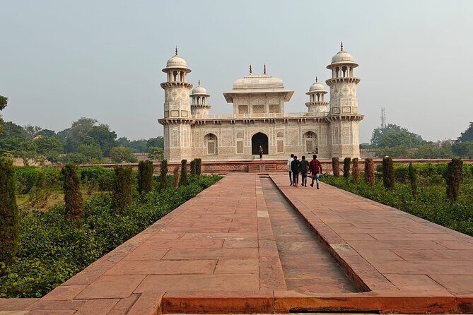 Taj Mahal Sunrise, Baby Taj and Agra Fort Day Tour From Agra - A Detailed Look at the Tour