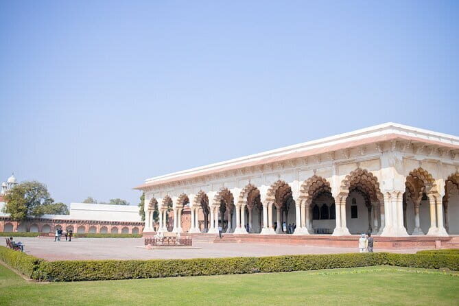 Taj Mahal Tour with Fatehpur Sikri and Agra Fort by Car - A Closer Look at the Itinerary