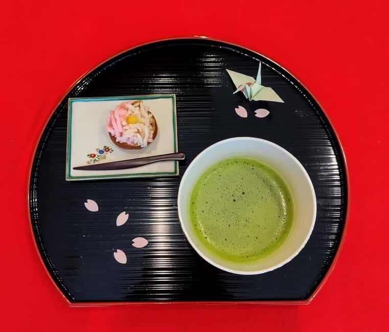 Tea ceremony experience in Japanese-style room 60min - Key Points