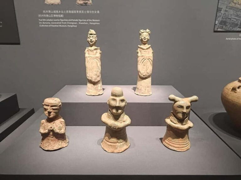 The Key to Zhejiang Culture  Guided Museum Tour - The Quality of the Guides and the Experience