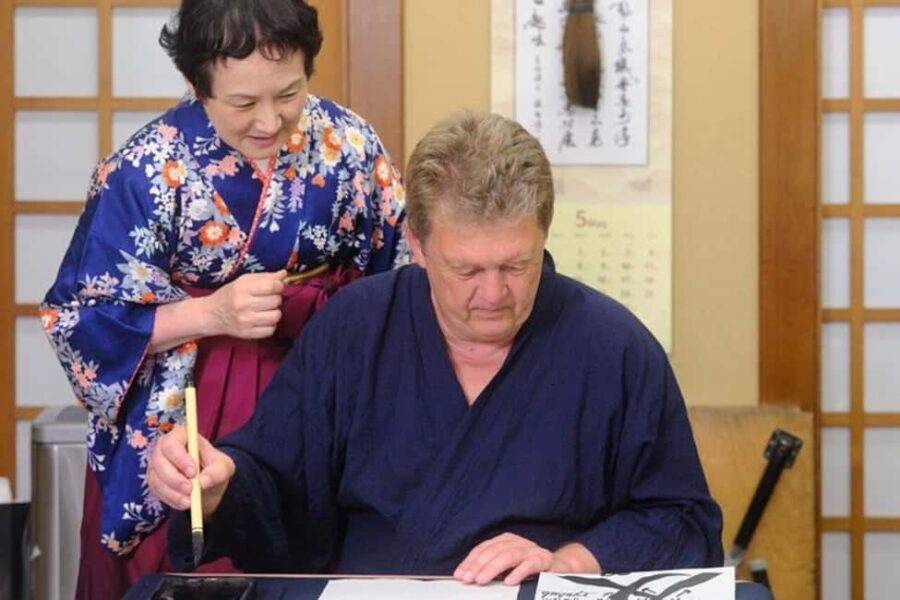 Tokyo 6hr Private Guided Tour and Calligraphy & Origami - A Detailed Look at What to Expect