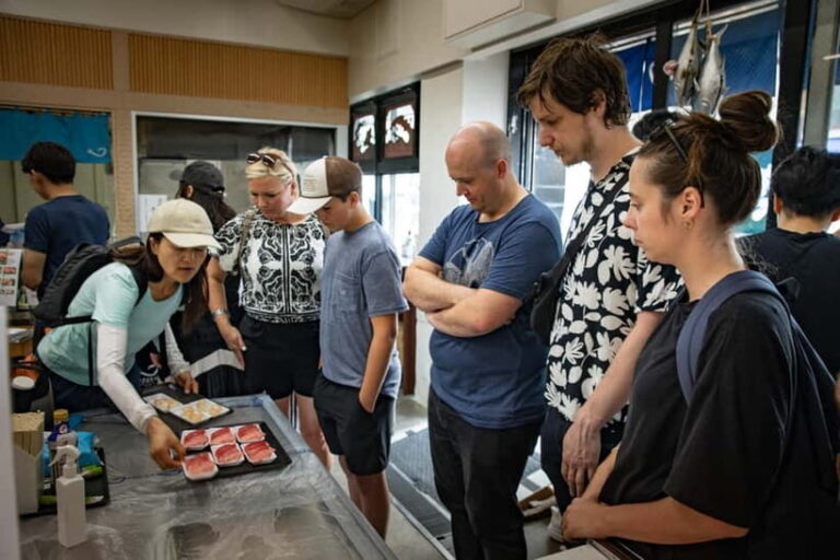 Tokyo: Food Tour Taste Fresh Delights at Tsukiji Market - Why This Tour Offers Great Value