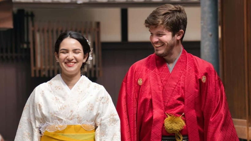 Tokyo: Photoshoot for Couples, Families, or Solo Travellers - Experience Breakdown: What to Expect During Your Photoshoot