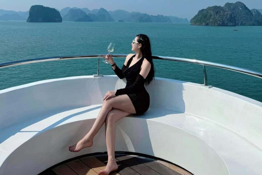 Top Luxury Ha Long Bay Day Cruise with Buffet Lunch & Pool - Practical Details and Tips