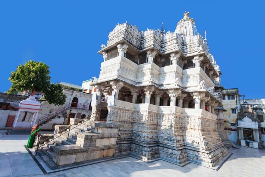 Udaipur: 2-Day Private Tour with Kumbhalgarh and Ranakpur - Exploring Udaipur: The Heart of the Tour