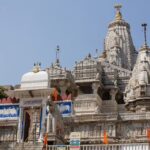 Udaipur: Private City Tour and Jagdish Temple - Relaxing in Saheliyon-ki-Bari