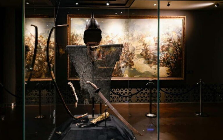 Ulaanbaatar: Chinggis Khaan Museum Highlights Private Tour - Who Should Consider This Tour?