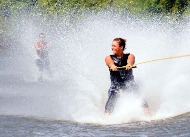 Water Skiing in Pasikudah - Why Water Skiing in Pasikudah Stands Out