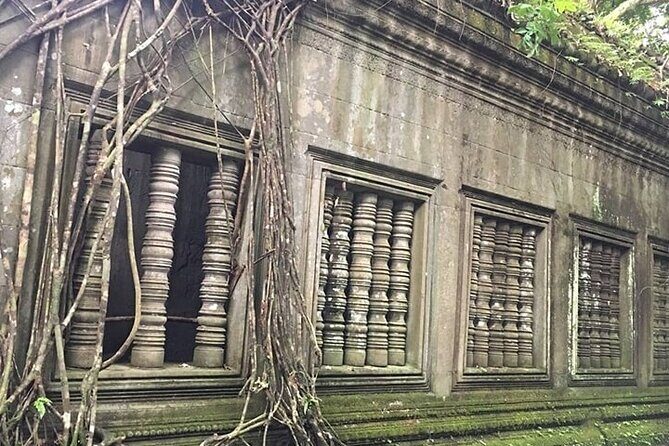 1 Day Banteay Srei Temple, Waterfalls and Beng Mealea Temple - A Detailed Look at the Tour Experience