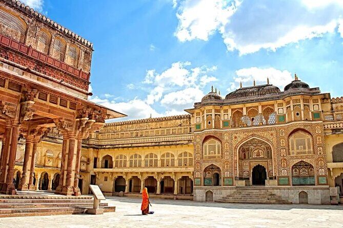 1-Day Trip to Jaipur from Kolkata with Both side Commercial Flights - Who Should Consider This Tour?