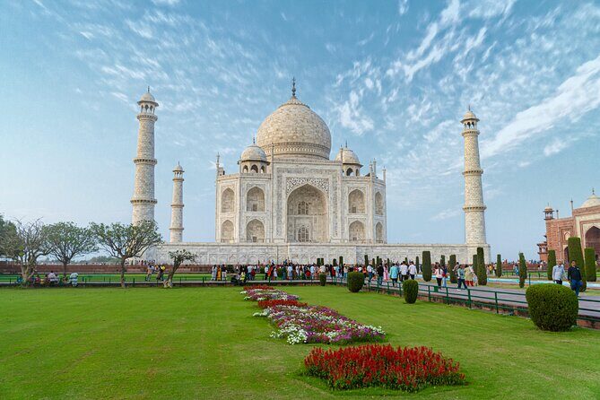 1-Day Trip to The Taj Mahal,Agra from Hyderabad with Both side Commercial Flight - The Overall Experience: Pros and Cons