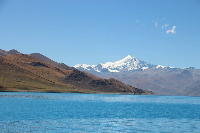 15-Day Everest Base Camp & Kailash Pilgrimage Trek with Lhasa and Yamdrok Lake - Transportation, Accommodation, and Logistics