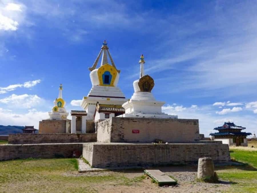 2 day Express: Kharkhorin, Ugii Lake, & Semi-Gobi Tour - A Deep Dive into the 2-Day Mongolia Experience