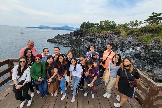 2 Day Private Jeju Island Tour - Who is this tour best suited for?