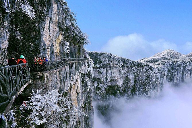 2-Day Private Trip to Zhangjiajie National Park from Xian with Accommodation - Practical Aspects and Considerations