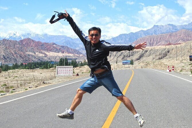 2 Day Tour to Tashkorgan with Baisha Lake and Karakul Lake - The Scenic Highlights of the Itinerary