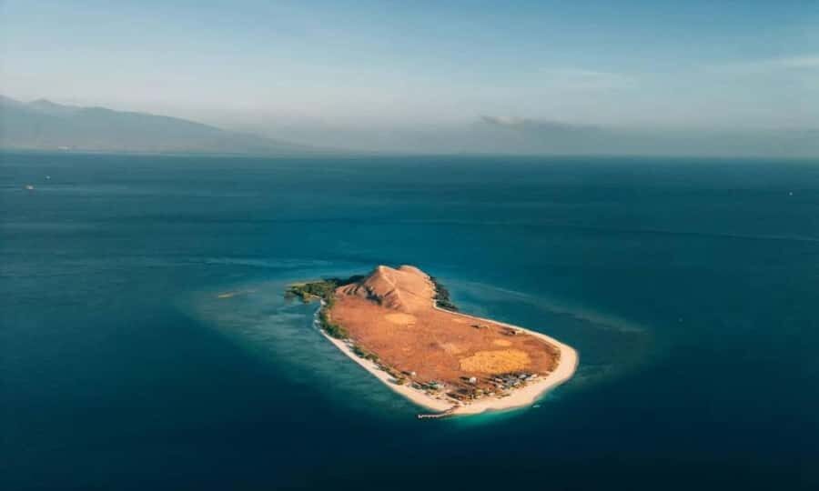 2-Day Whale Shark & Kenawa Island Adventure from Lombok - Who Is This Tour Best For?