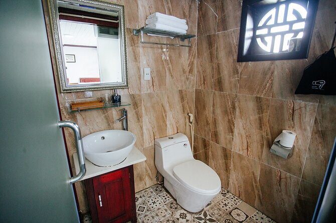 2 Days Bai Tu Long Bay Cruise - Detailed Breakdown of the Itinerary