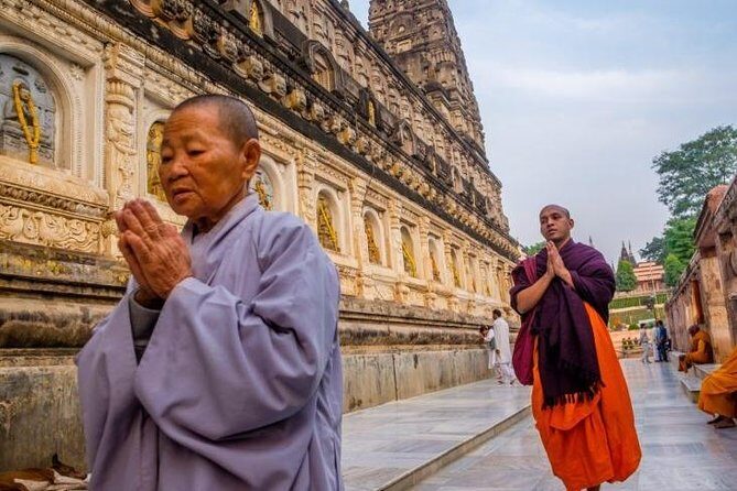 2 Days Bodhgaya Tour from Varanasi - Day 1: Exploring the Heart of Buddhism