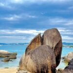 3-Hour Sanya Coastal & Tianya Town Tour - Exploring Tianya Town: Culture, Shopping, and Snacks